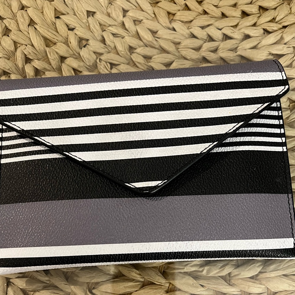 Vera Bradley Leather Clutch Wallet
